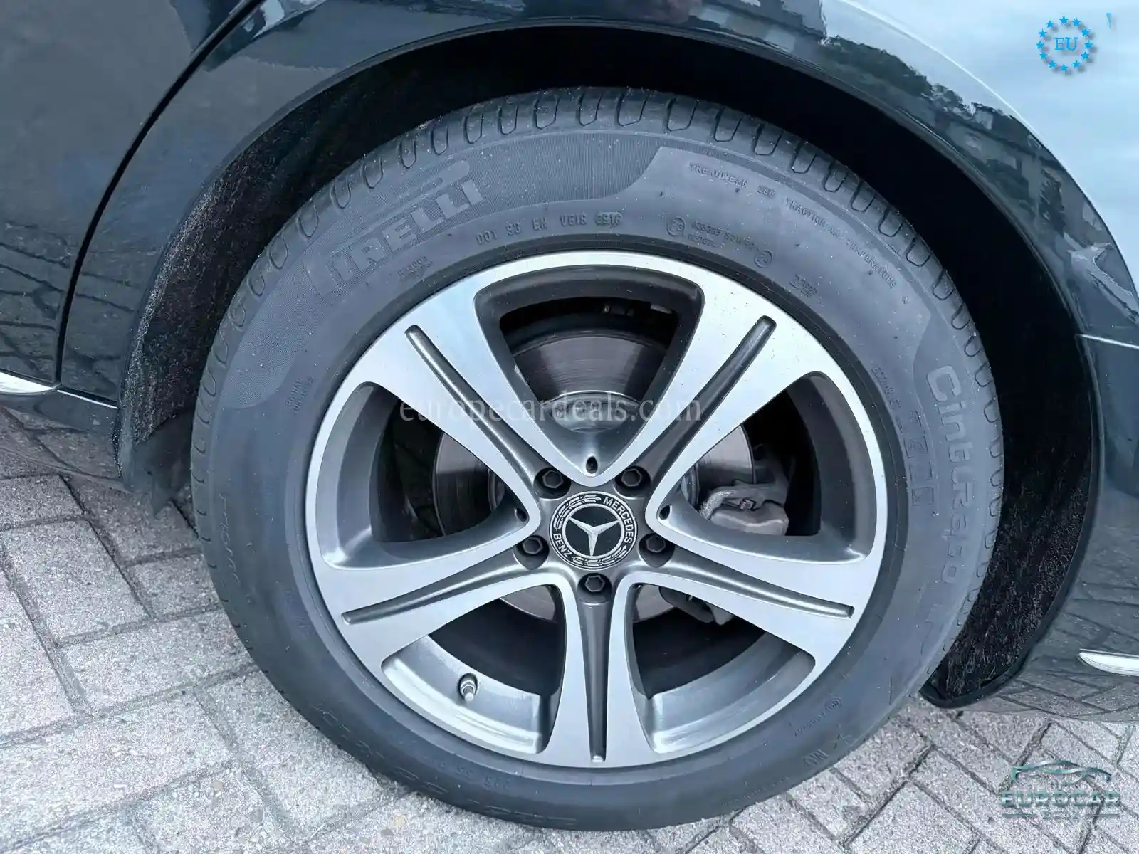 Mercedes-Benz E 300