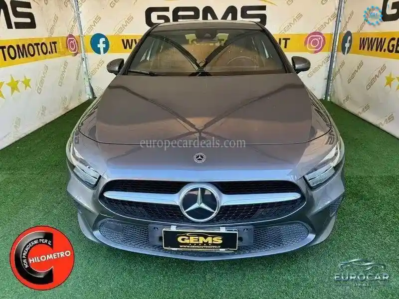 Mercedes-Benz A 200