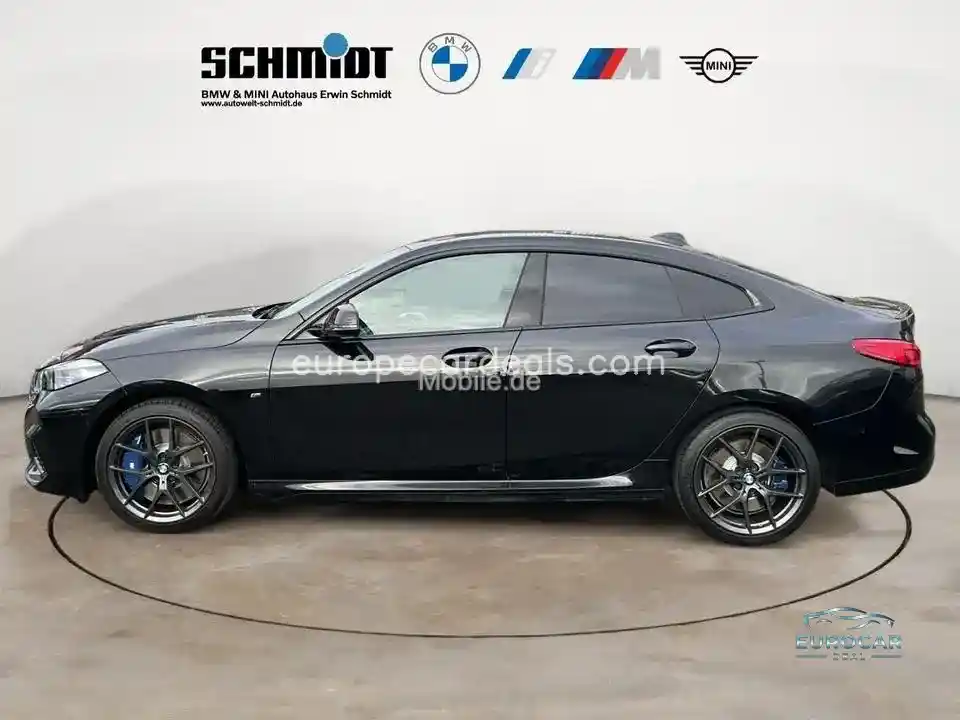 BMW M235