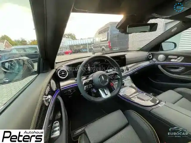 Mercedes-Benz E 63 AMG