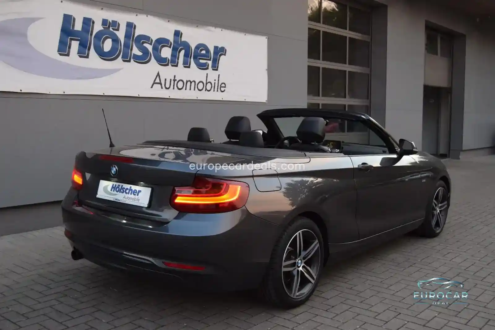 BMW 218