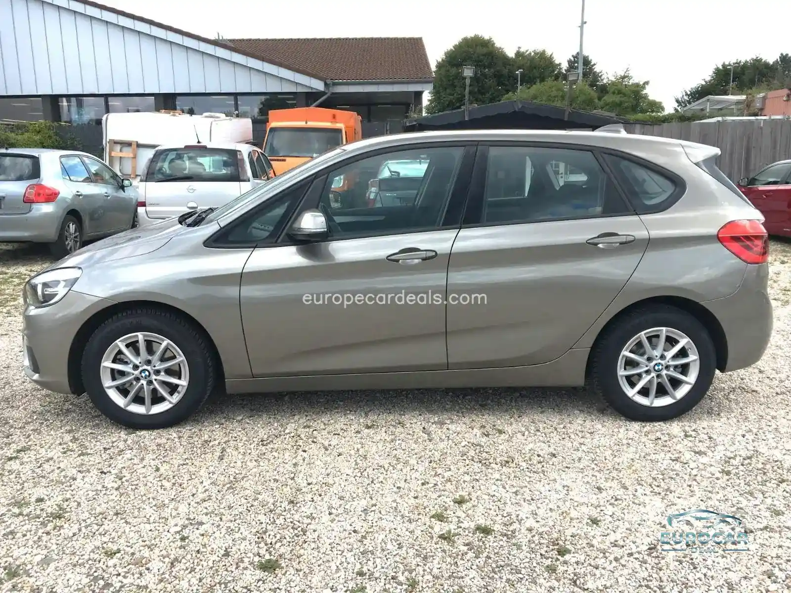 BMW 218