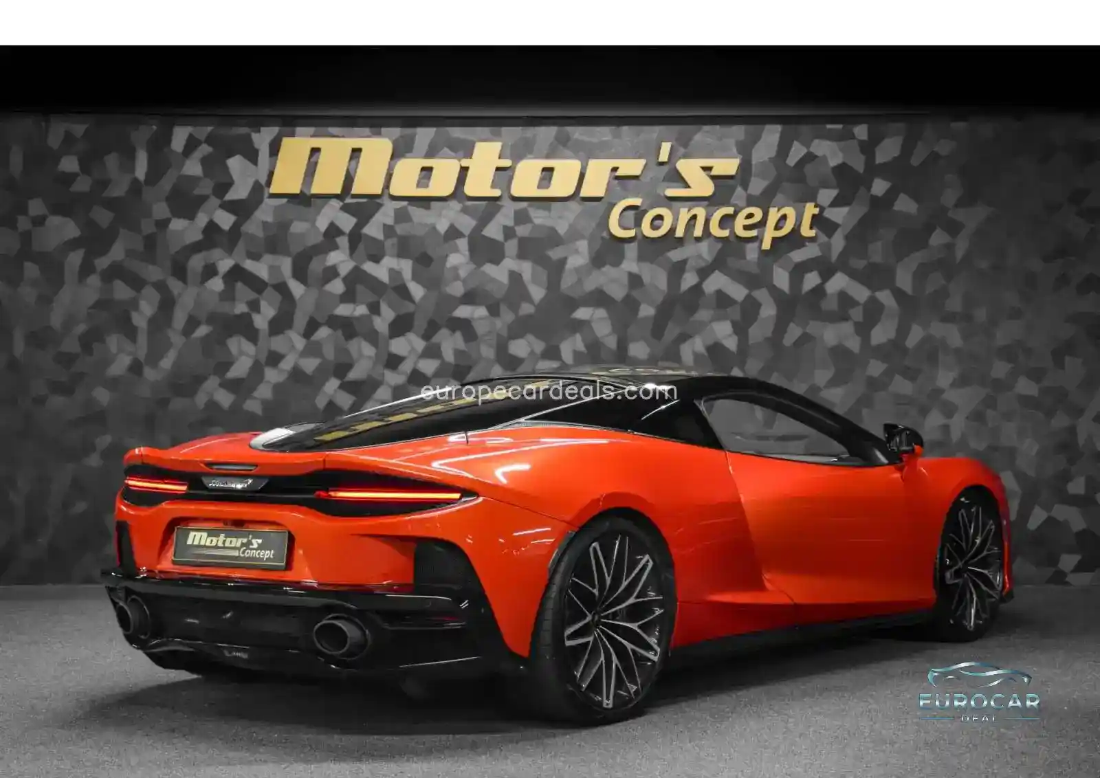 McLaren GT
