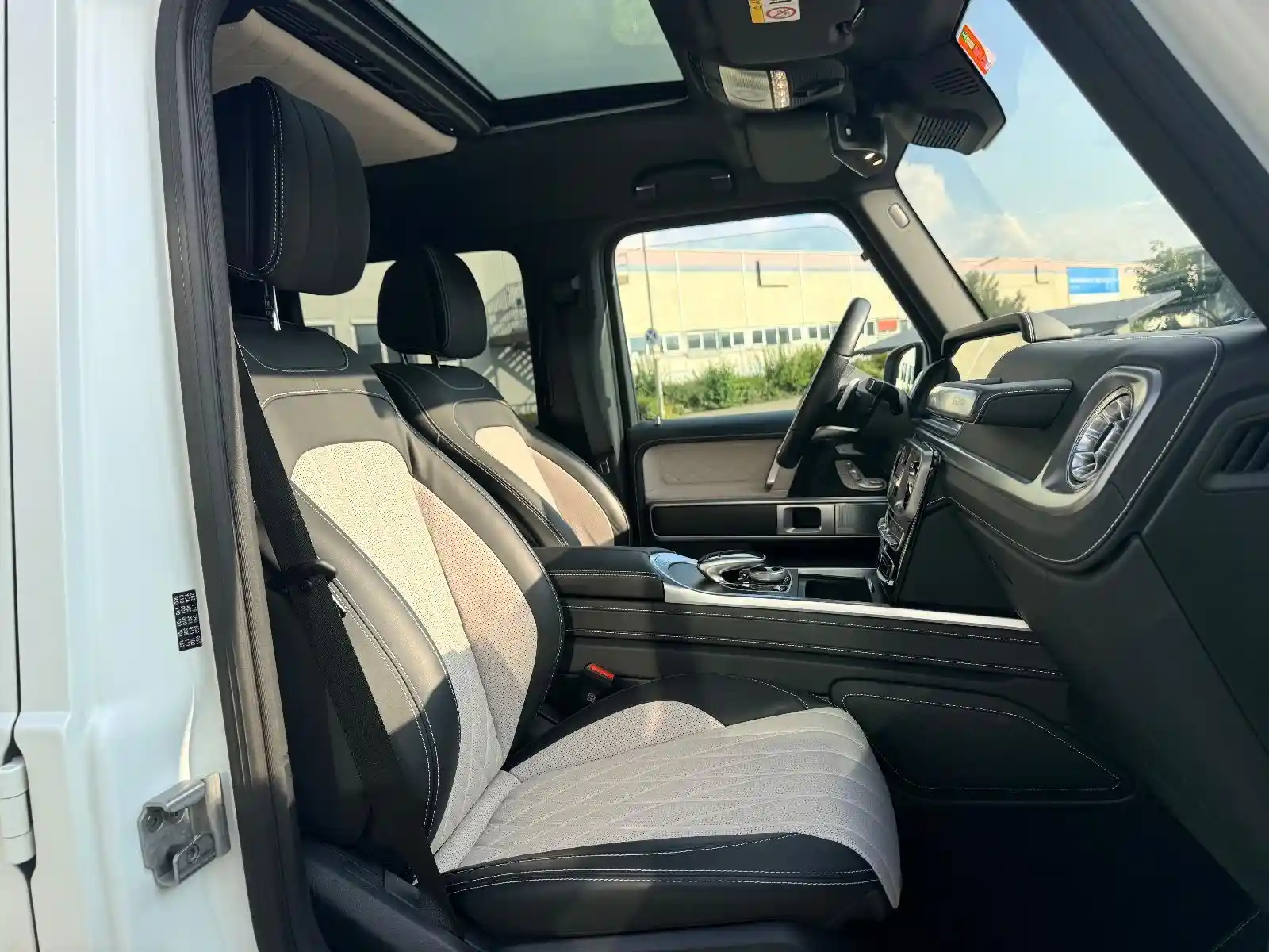 Mercedes-Benz G 500