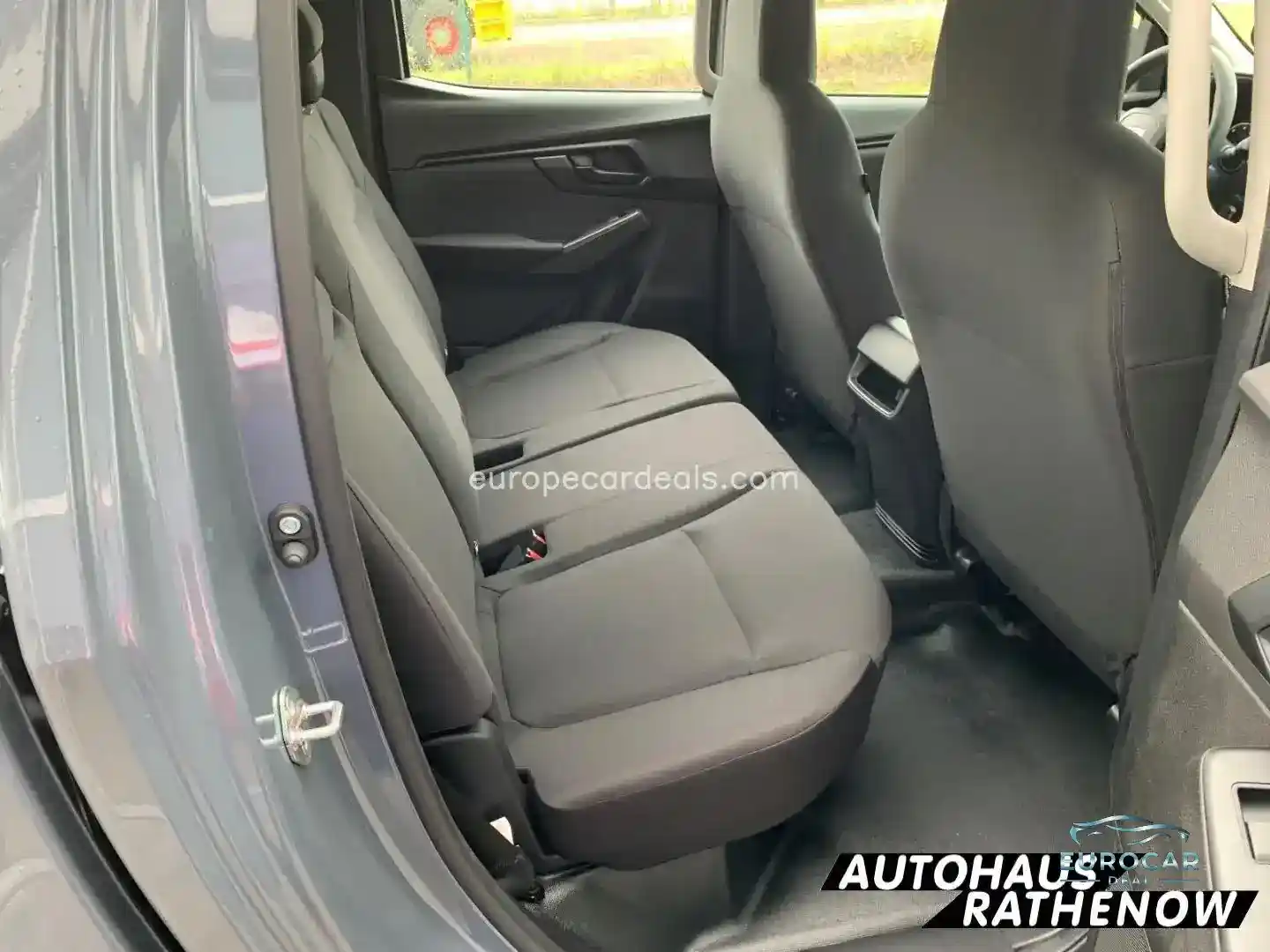 Double Cab 4WD L Allrad EU6e Totwinkelassi