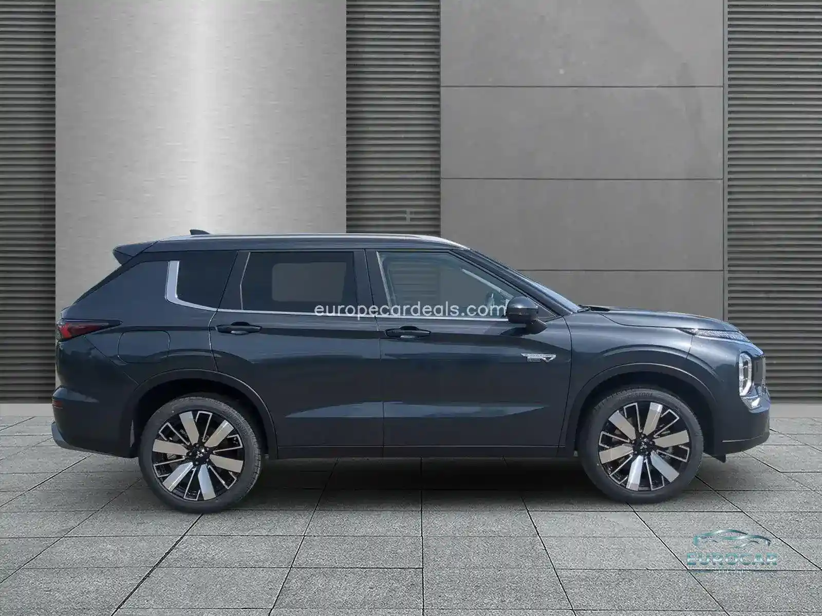 Mitsubishi Plug-in Hybrid Outlander