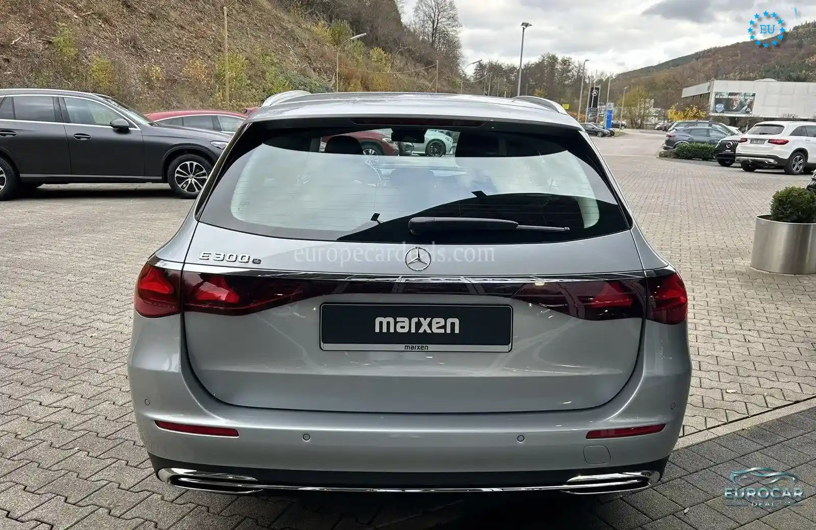 Mercedes-Benz E 300