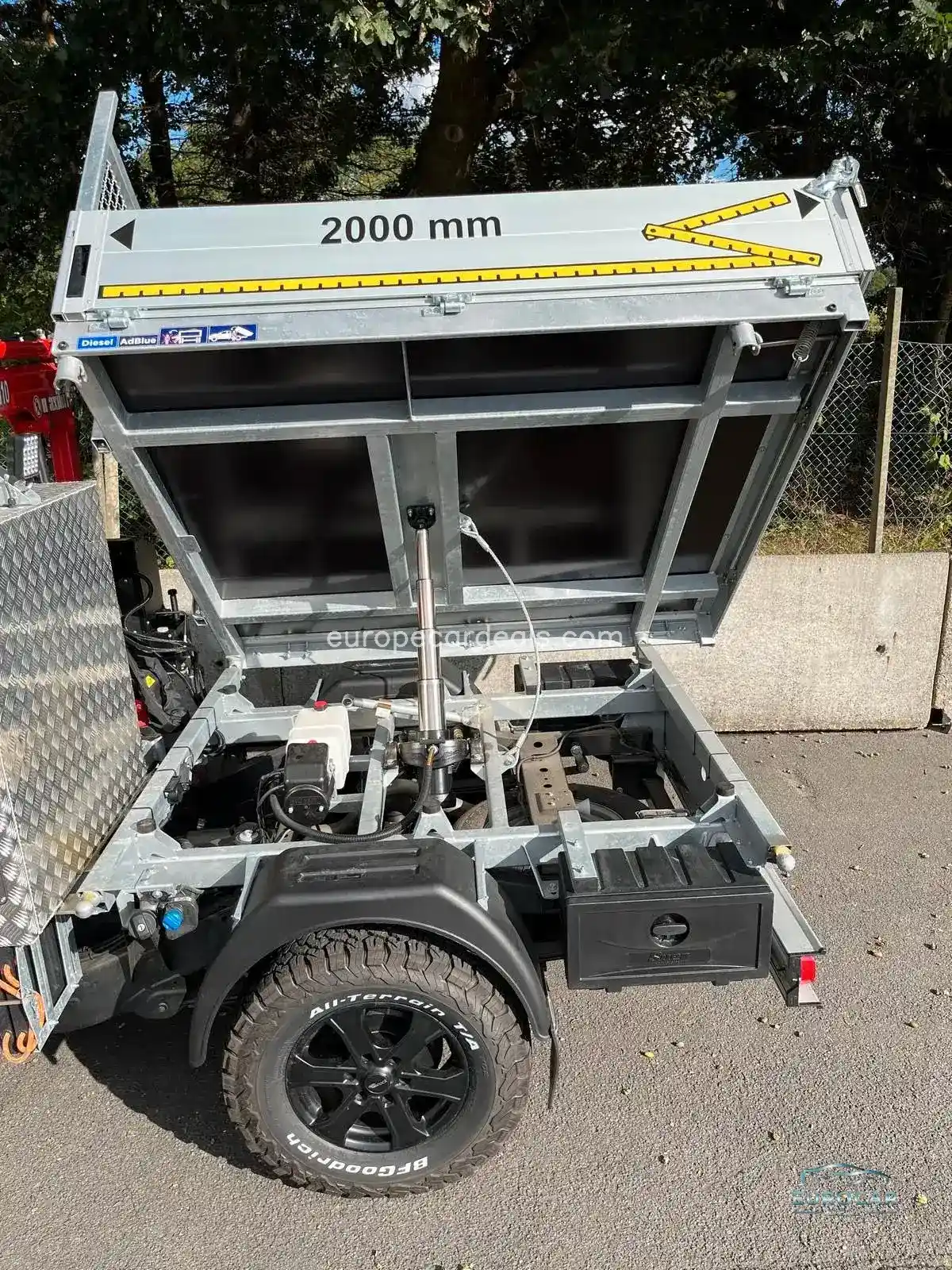 Space Cab L AT BIG-MAX L2 Kipper und Kran