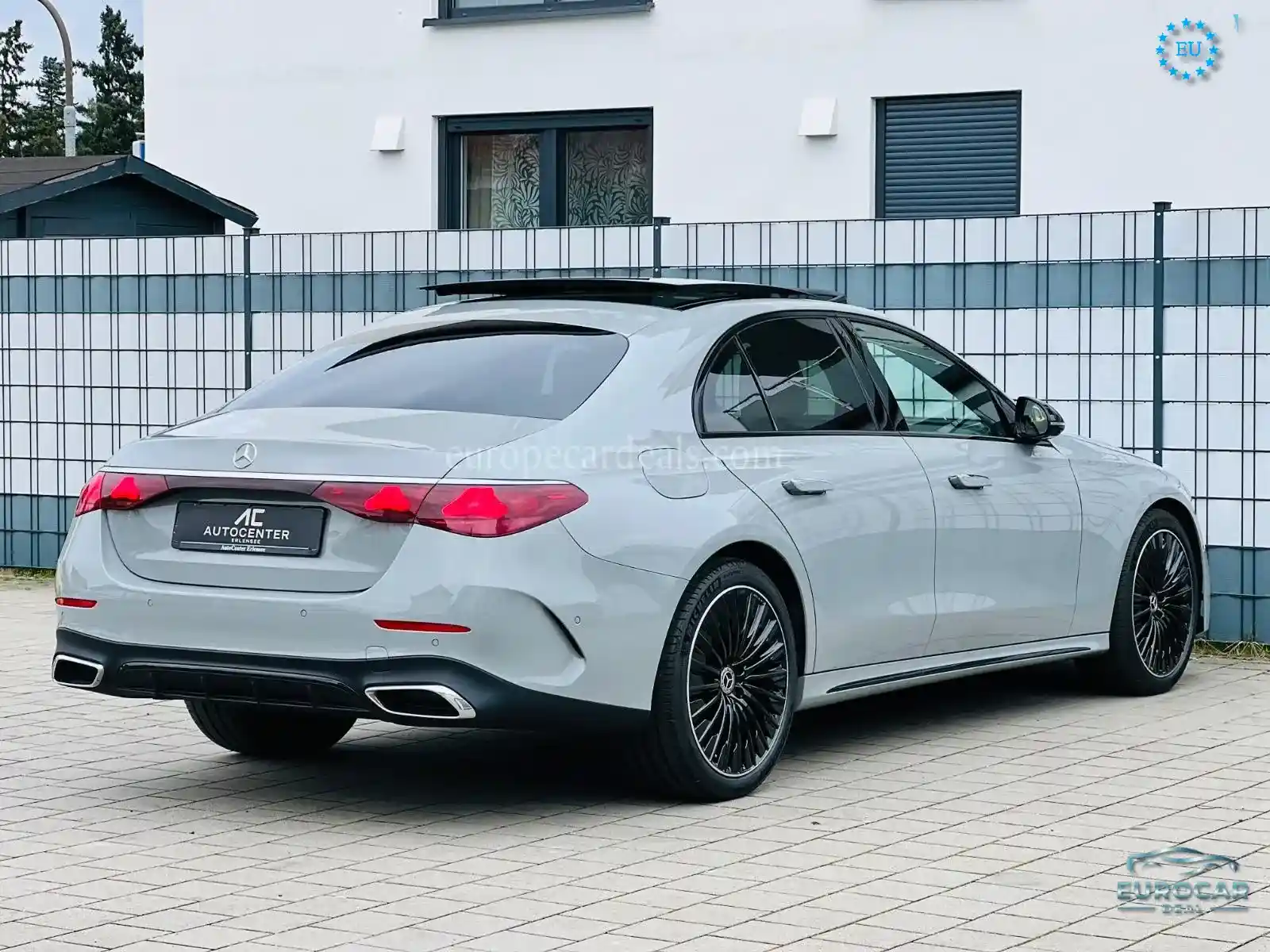 Mercedes-Benz E 200