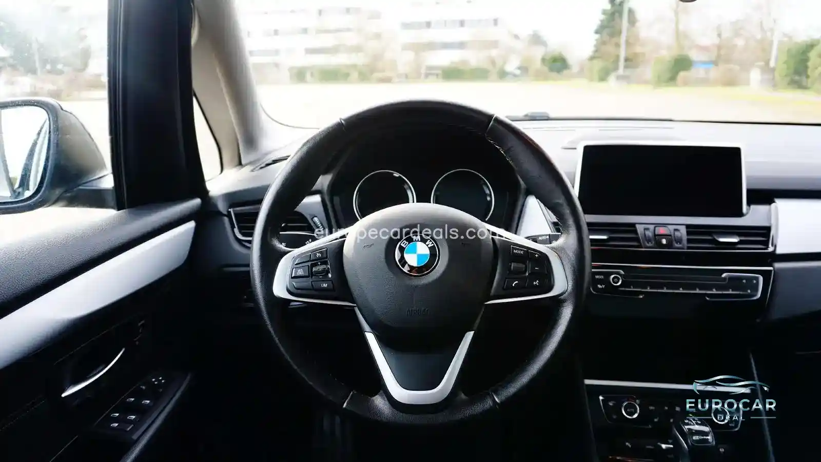 BMW 225