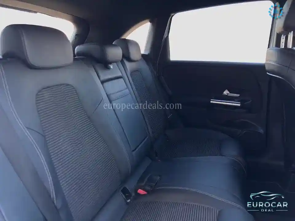 Mercedes-Benz B 200