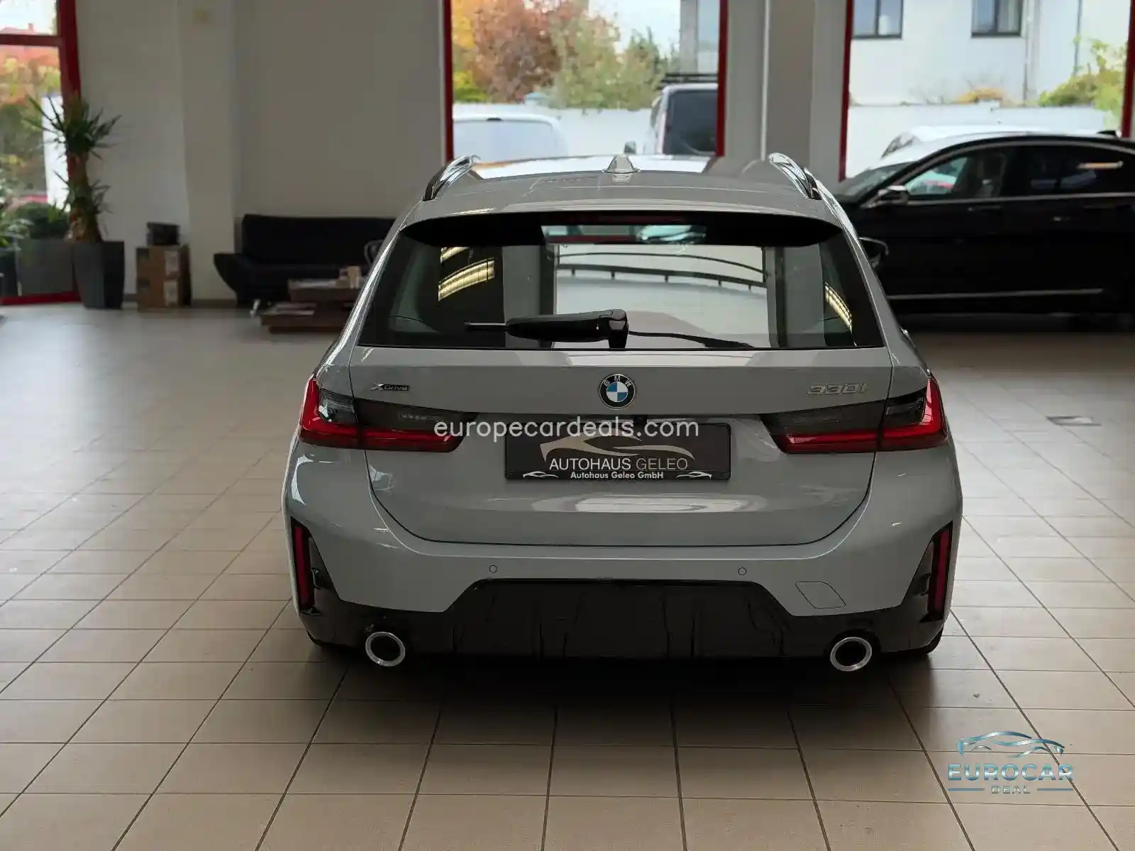 BMW 330