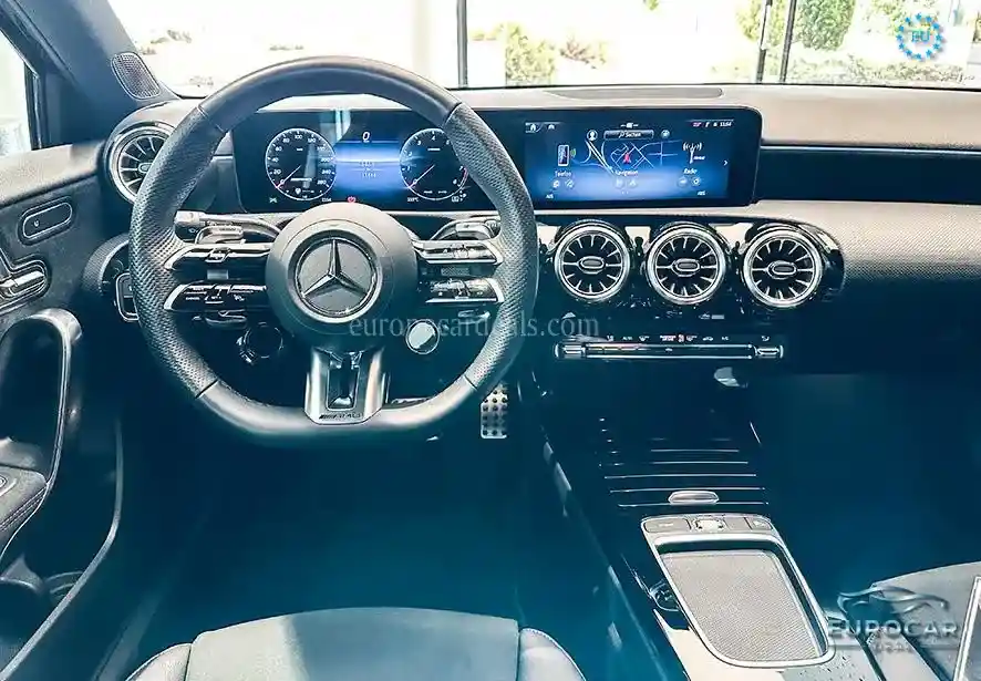 Mercedes-Benz A 35 AMG