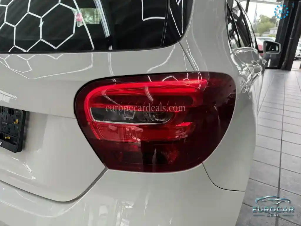 Mercedes-Benz A 160