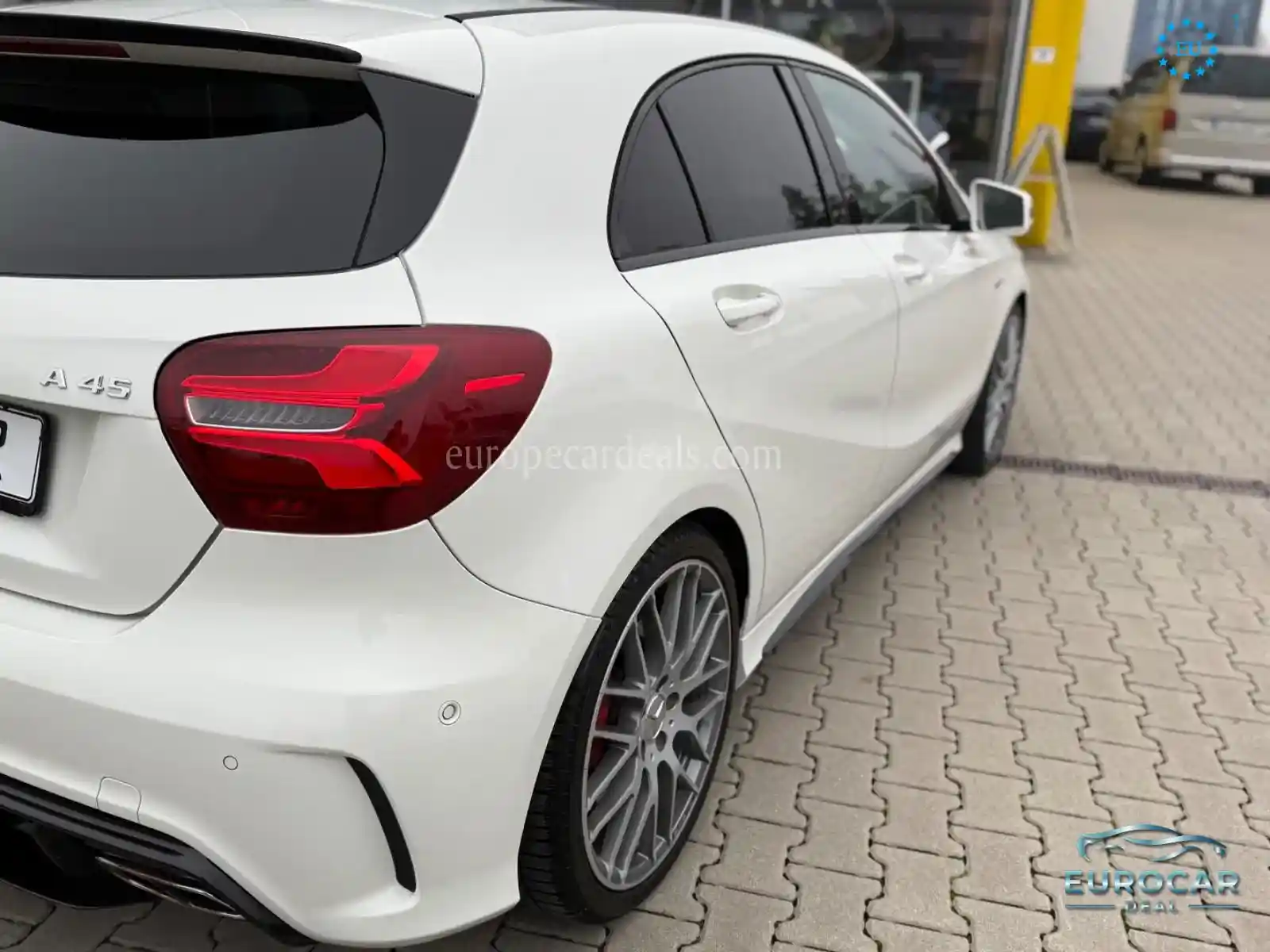 Mercedes-Benz A 45 AMG