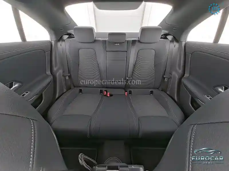 Mercedes-Benz CLA 180