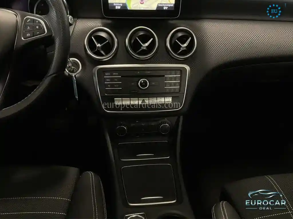 Mercedes-Benz A 180