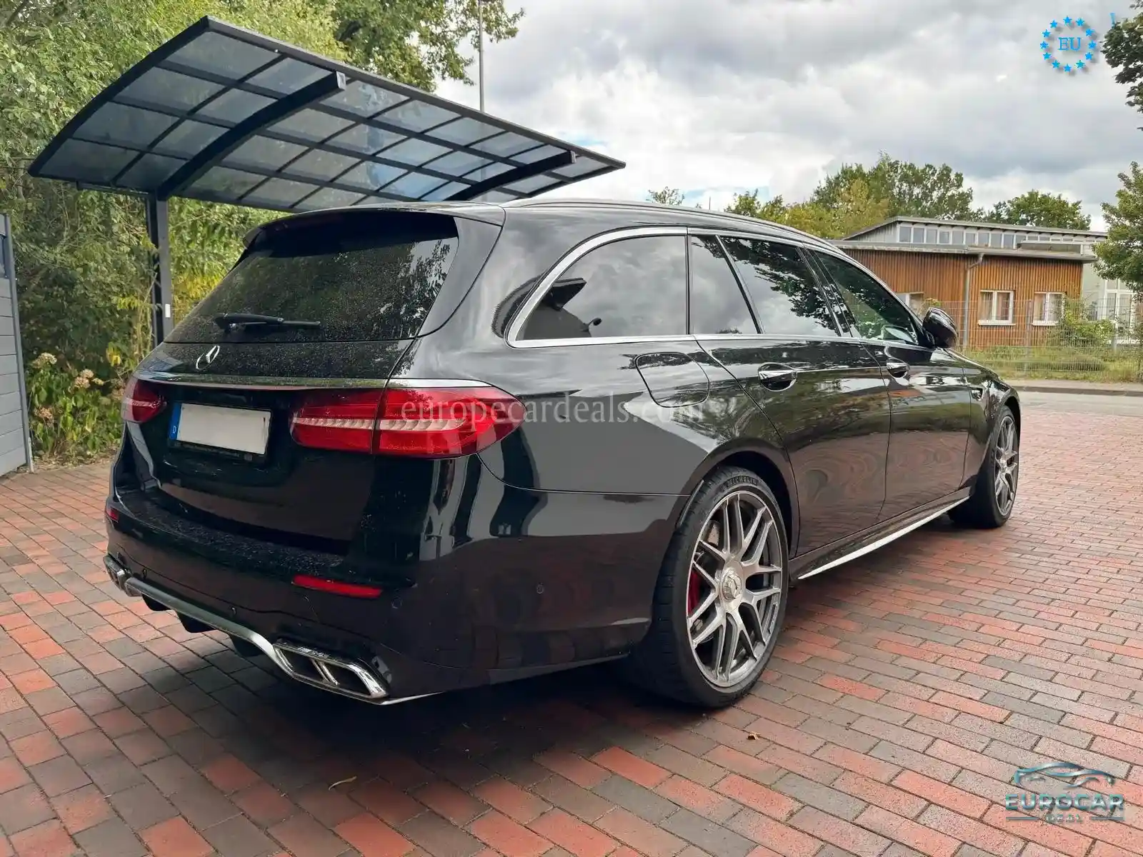 Mercedes-Benz E 63 AMG