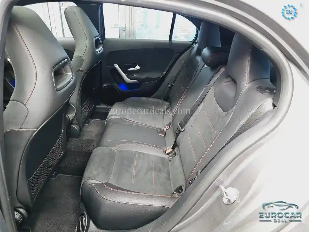 Mercedes-Benz A 220