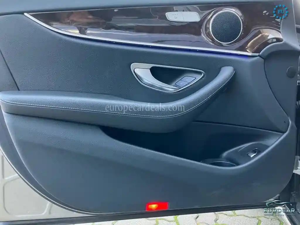 Mercedes-Benz E 400