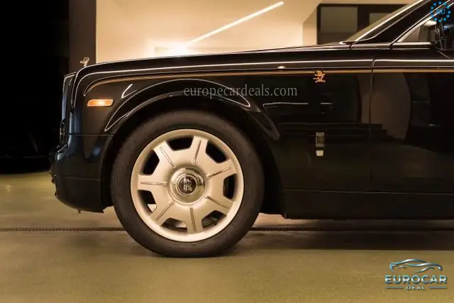 Rolls-Royce Phantom