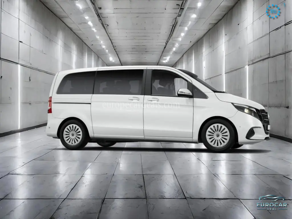 Mercedes-Benz V 220