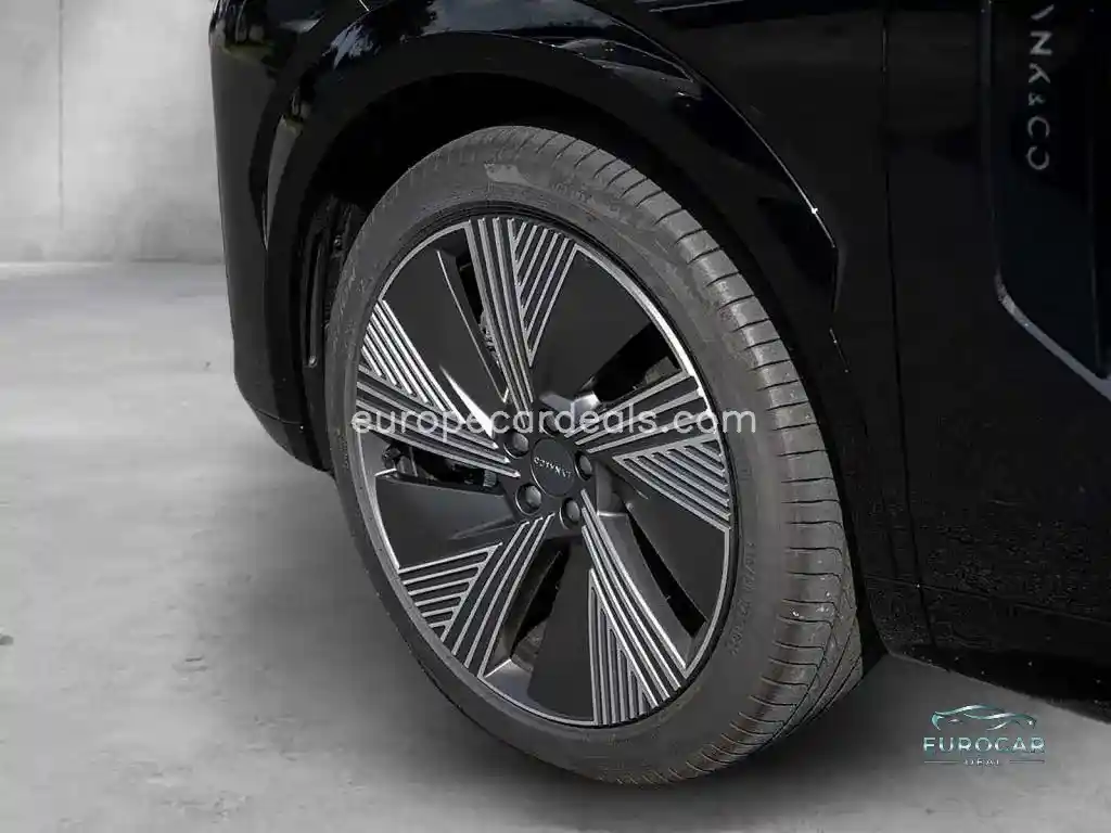Lynk&Co 08