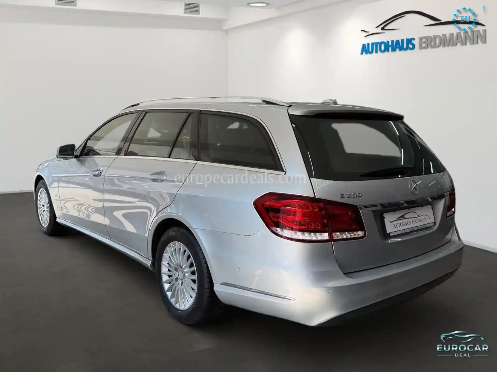Mercedes-Benz E 200