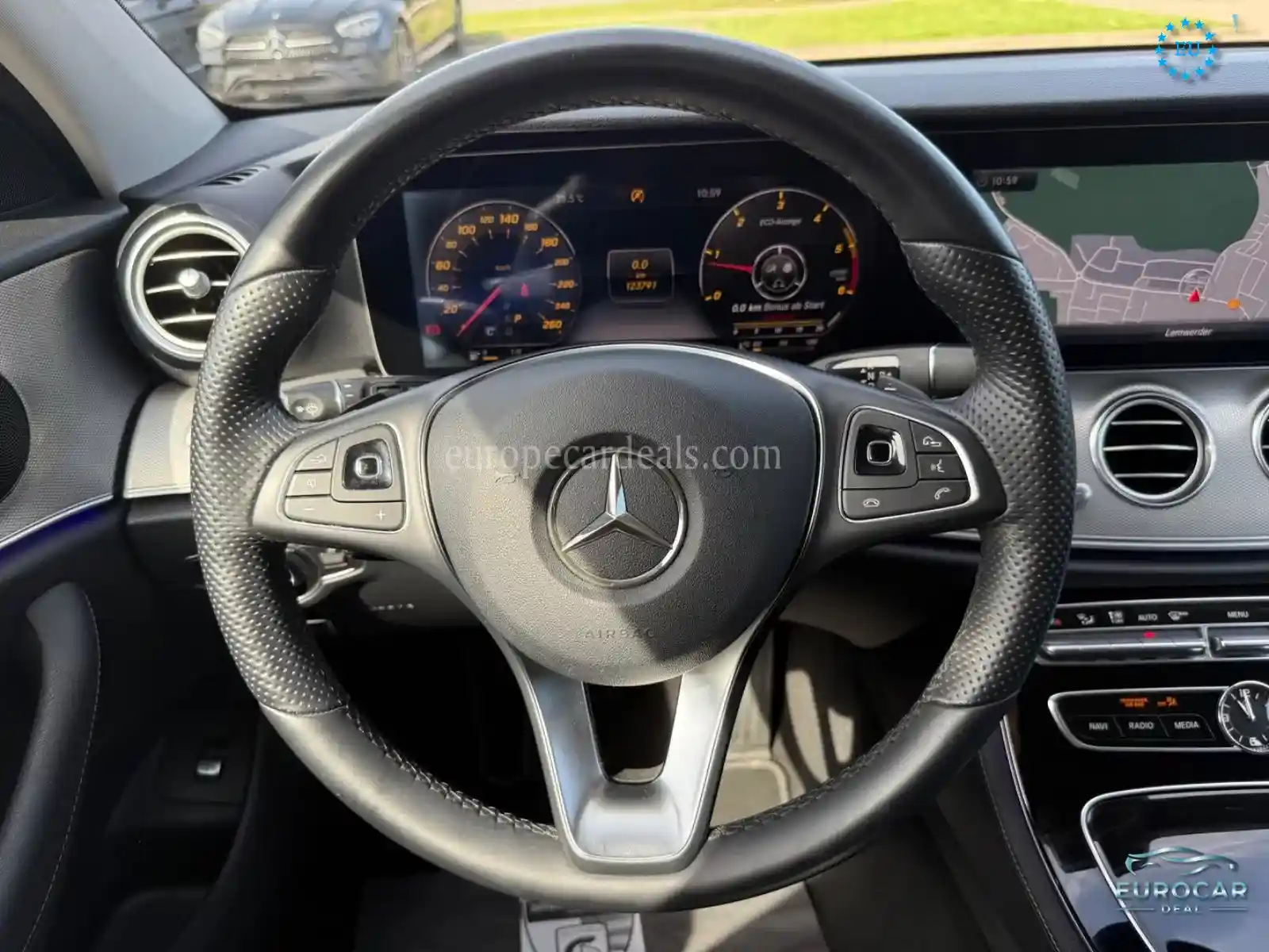 Mercedes-Benz E 220