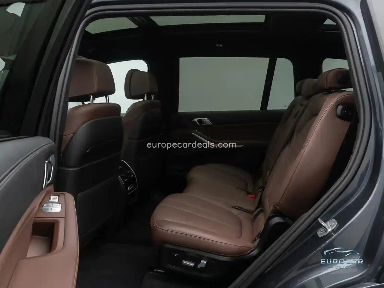 BMW X7 M50