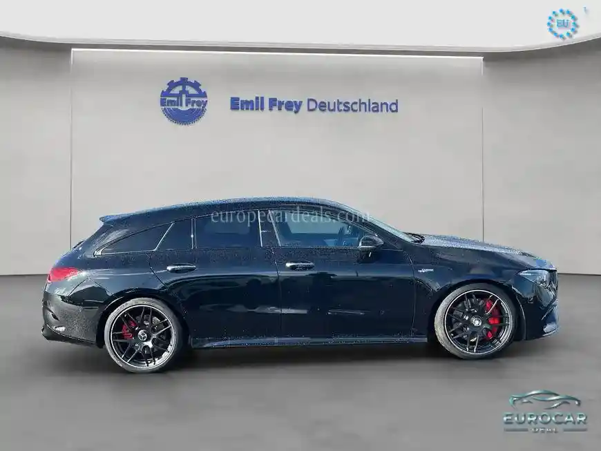 Mercedes-Benz CLA 45 AMG Shooting Brake