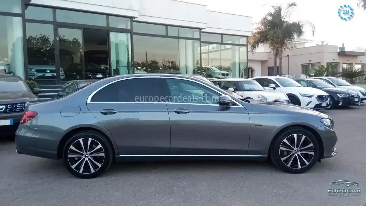 Mercedes-Benz E 300