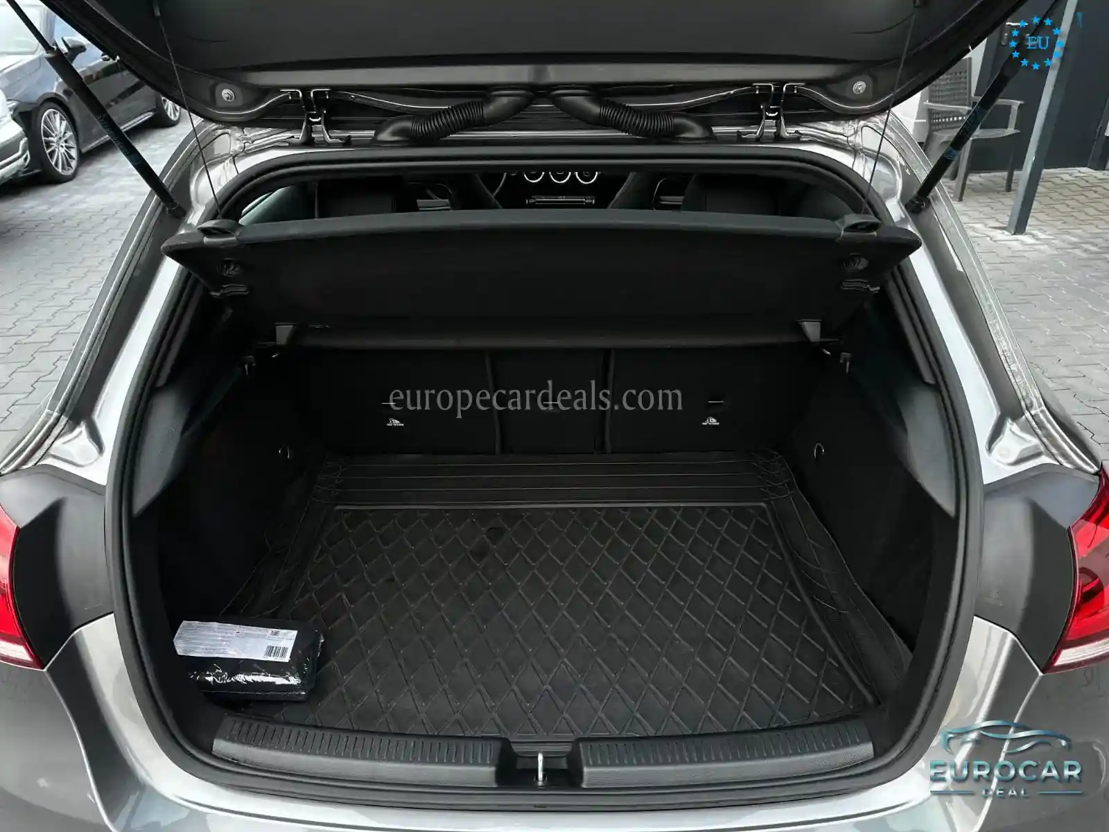 Mercedes-Benz A 220