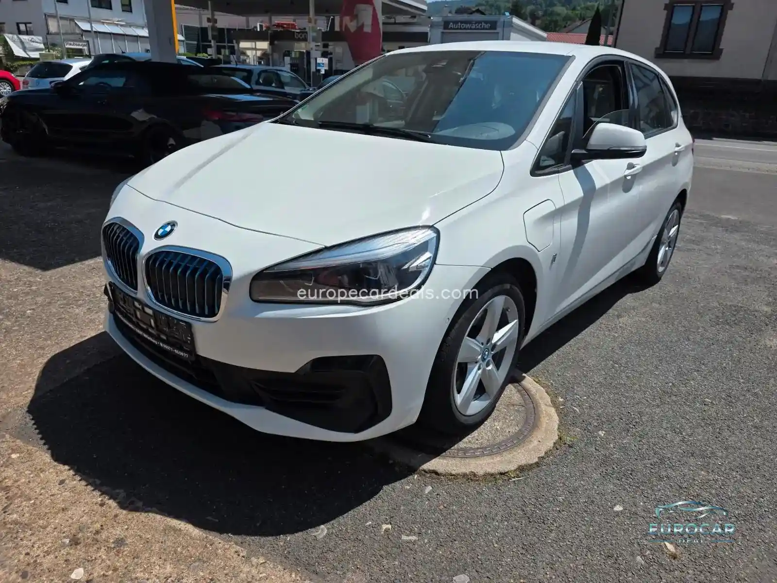 BMW 225