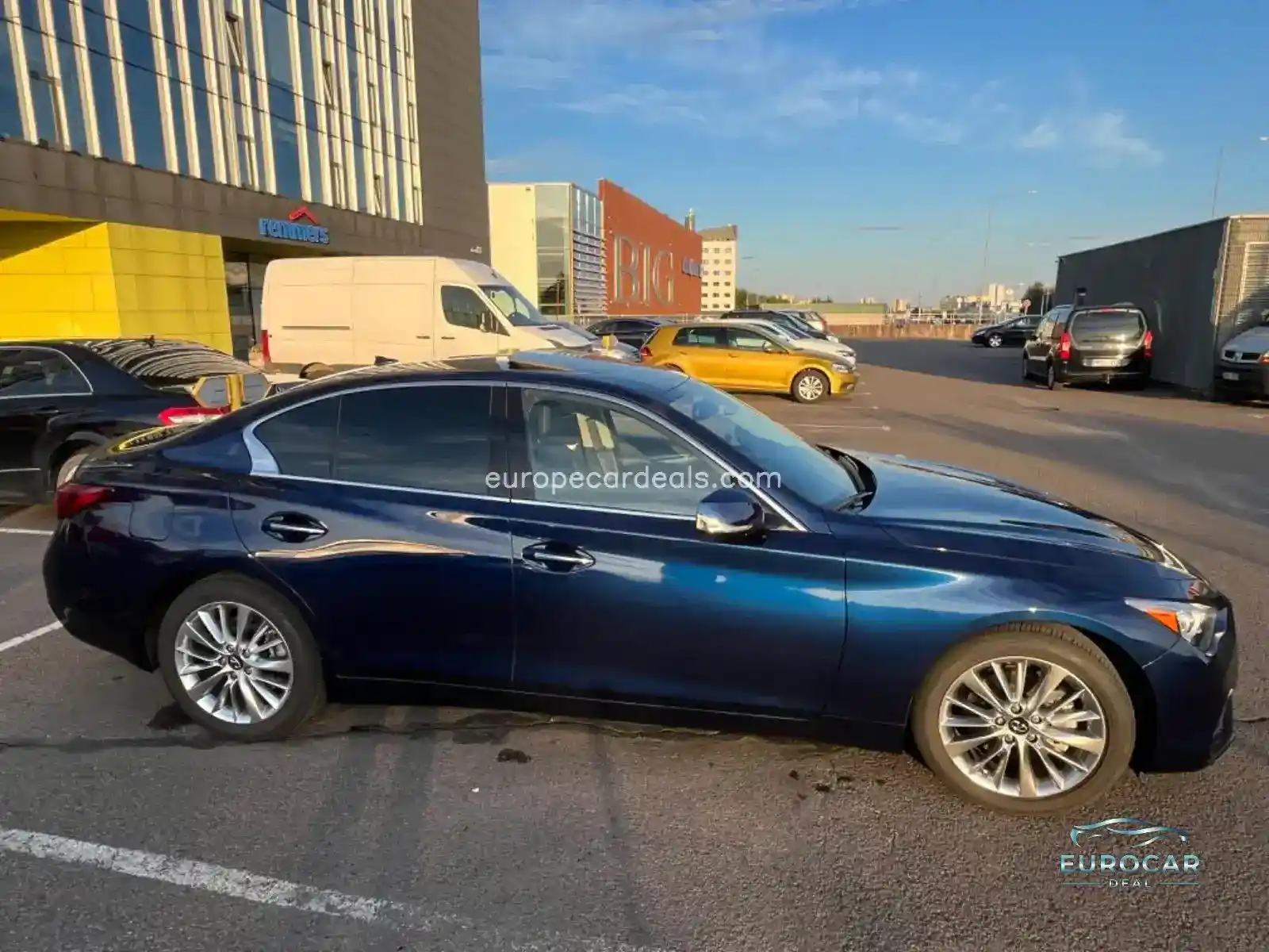 Infiniti Q50