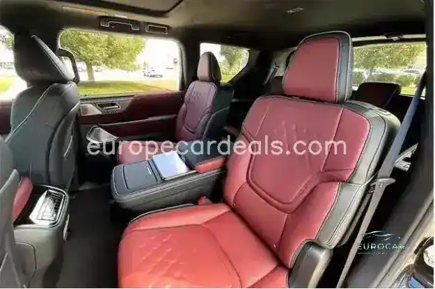 Infiniti QX80