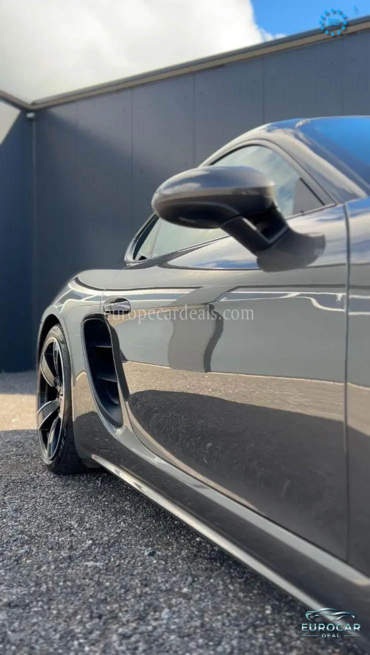 Porsche Cayman