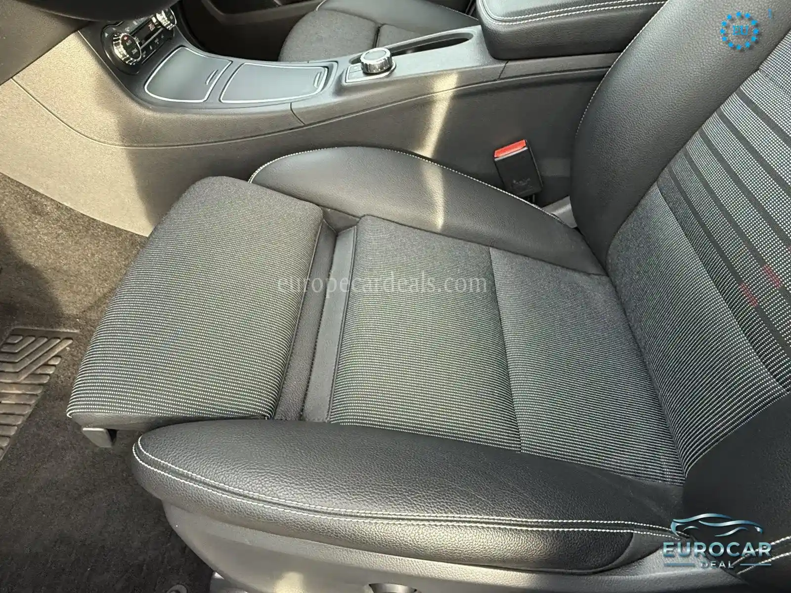 Mercedes-Benz B 220