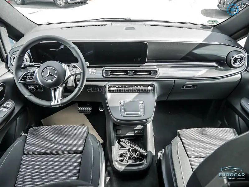 Mercedes-Benz V 220