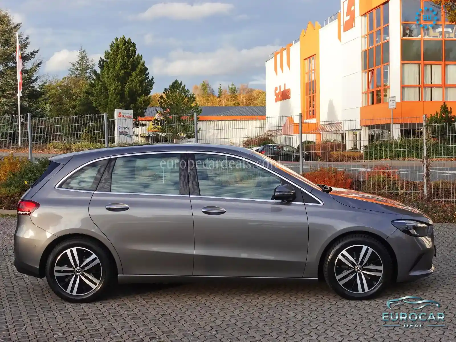 Mercedes-Benz B 220