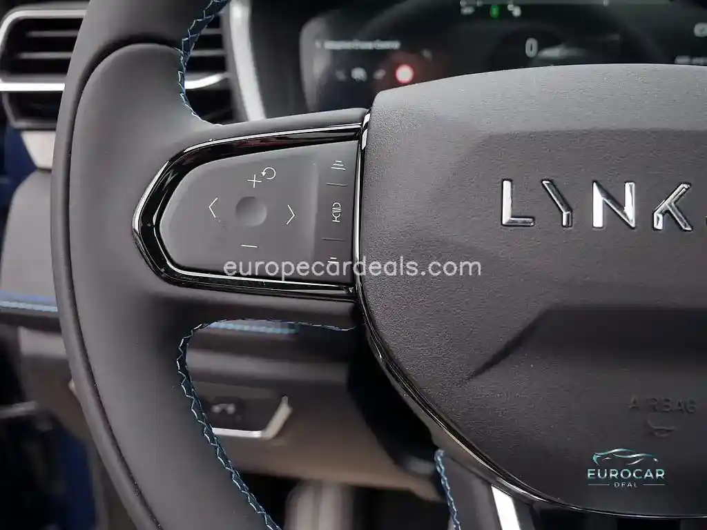 Lynk&Co 01