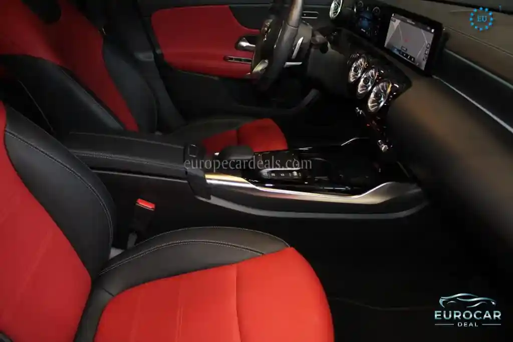 Mercedes-Benz A 35 AMG