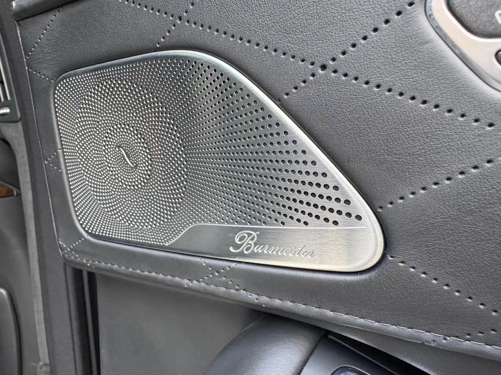 Mercedes-Benz S 600