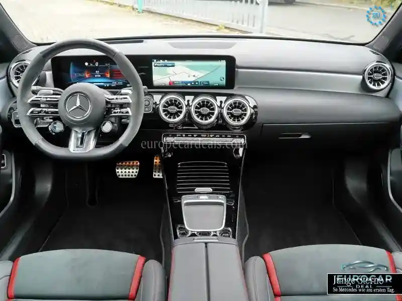 Mercedes-Benz A 35 AMG