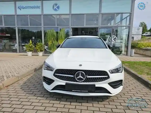 Mercedes-Benz CLA 200 Shooting Brake