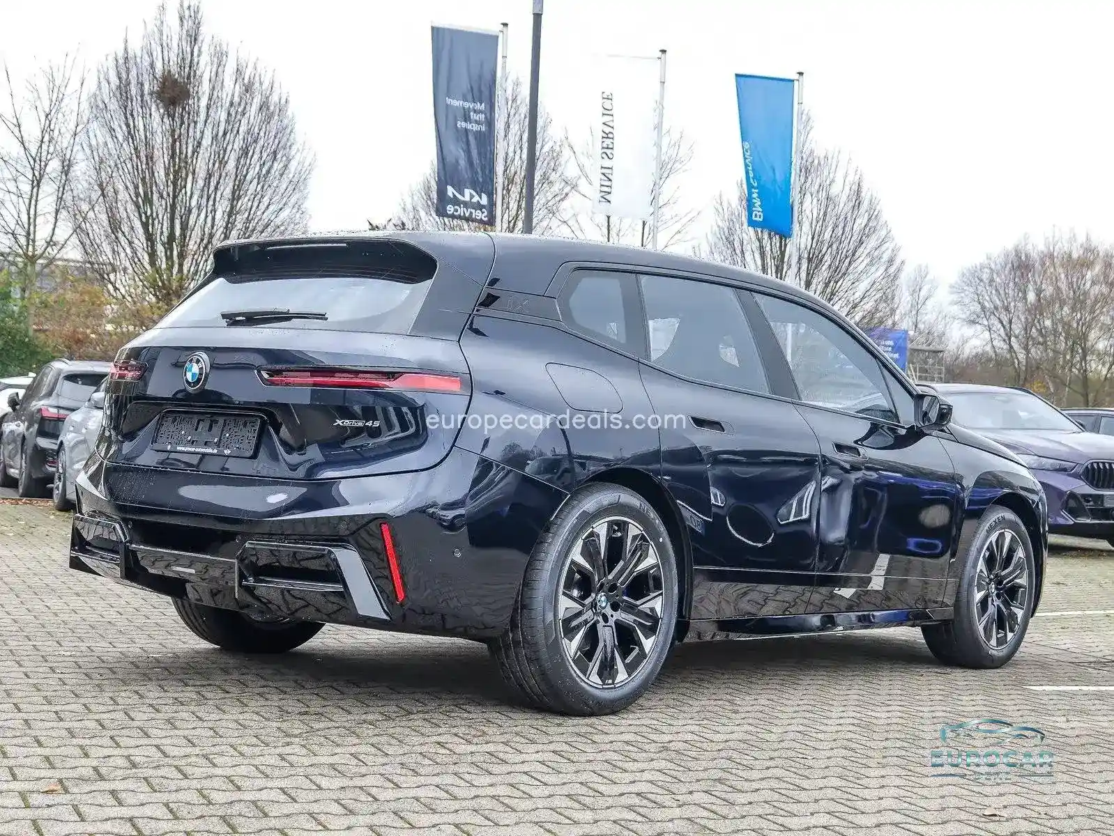 BMW iX