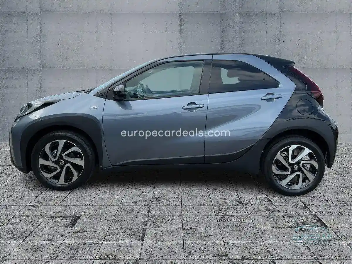Toyota Aygo (X)