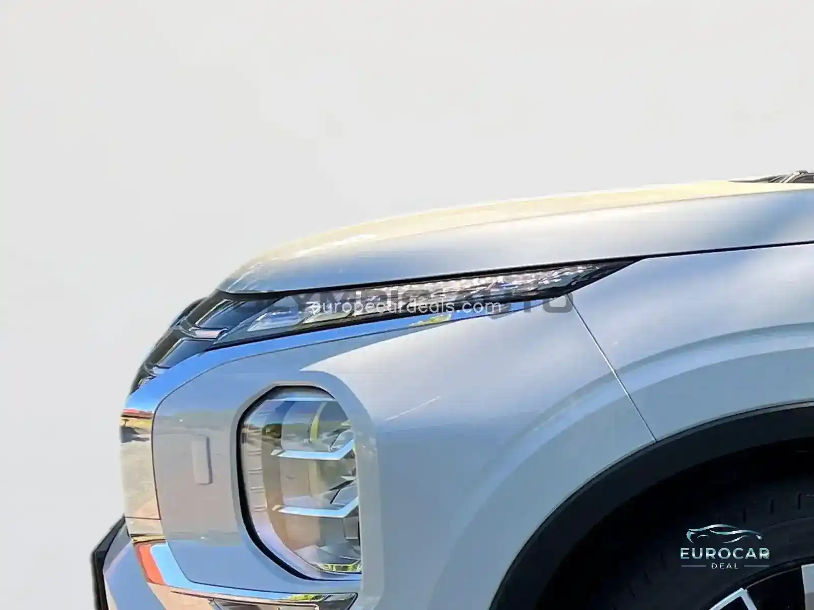 Mitsubishi Plug-in Hybrid Outlander