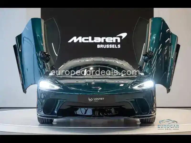 McLaren GT