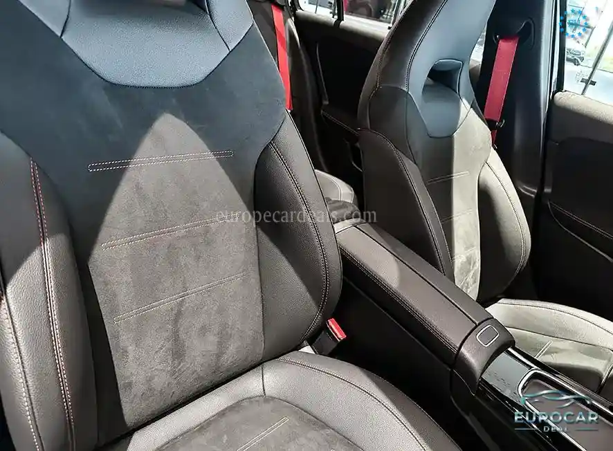Mercedes-Benz A 35 AMG